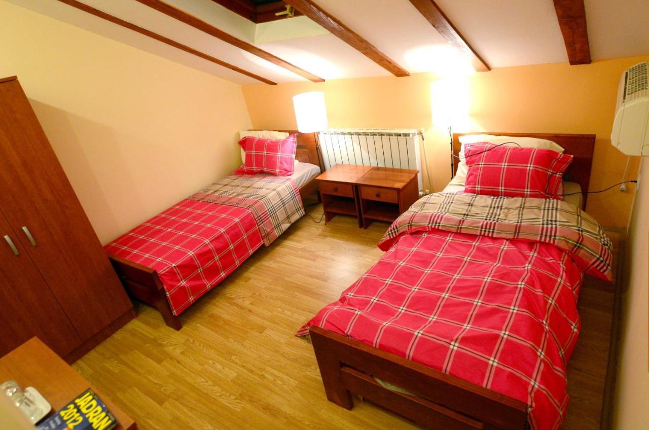Accommodation Adriatic Inn سكوبجي المظهر الخارجي الصورة