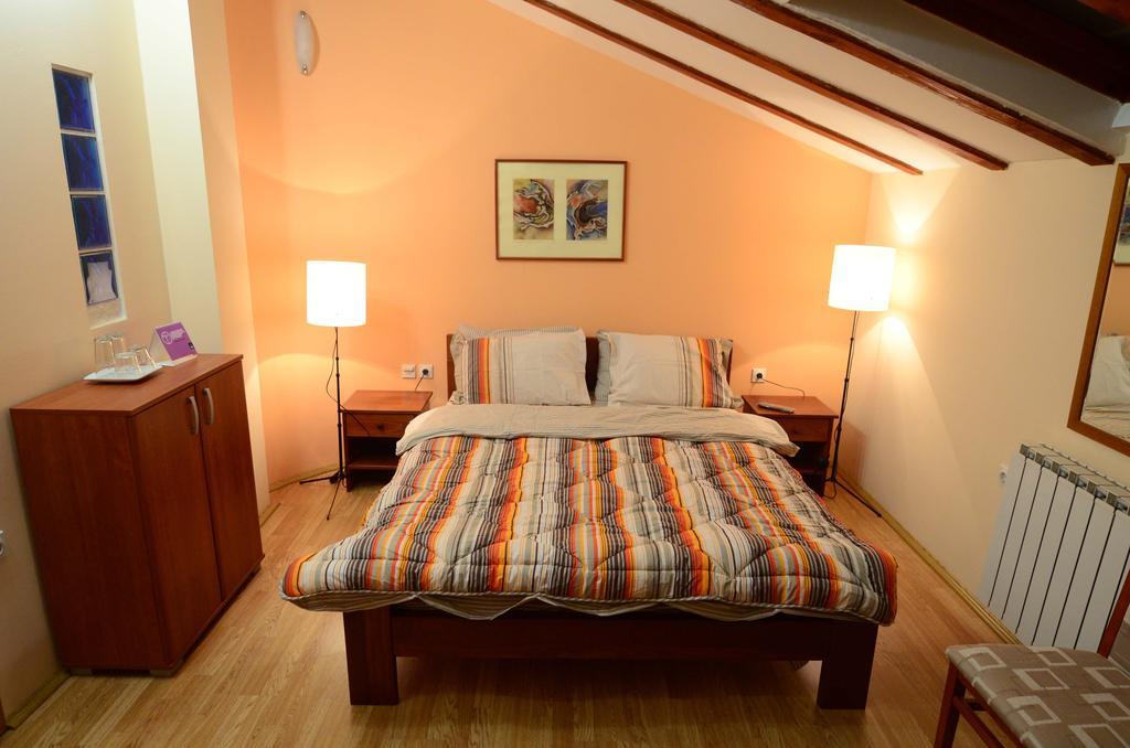 Accommodation Adriatic Inn سكوبجي الغرفة الصورة